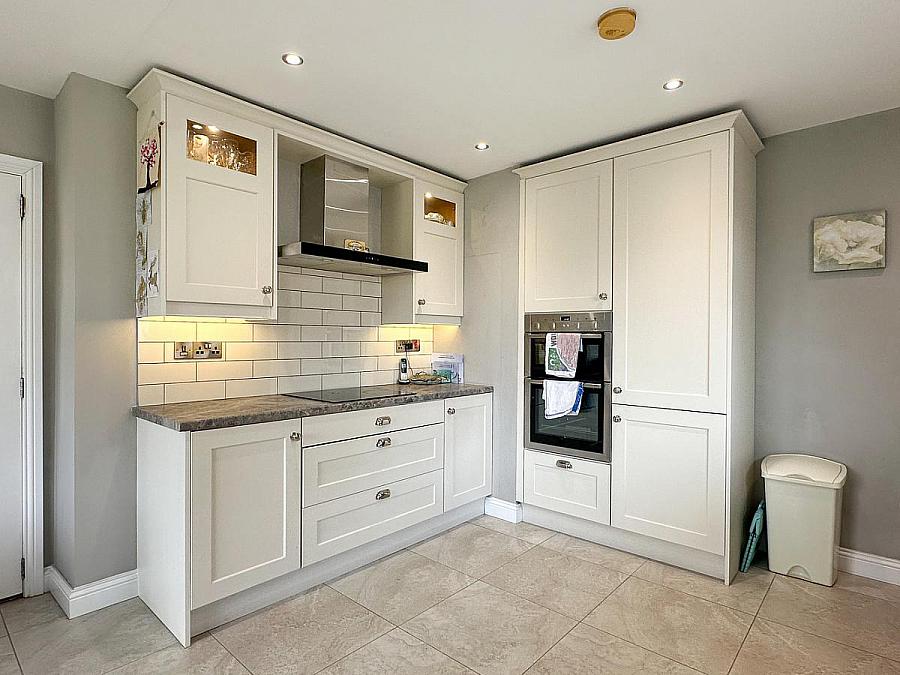 25 Grange Road, Off Lodge Road