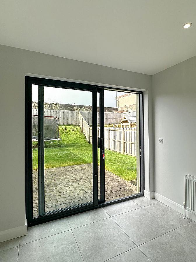 21 Lakeside Gardens, Off Bushmills Road