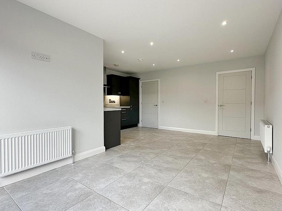 21 Lakeside Gardens, Off Bushmills Road