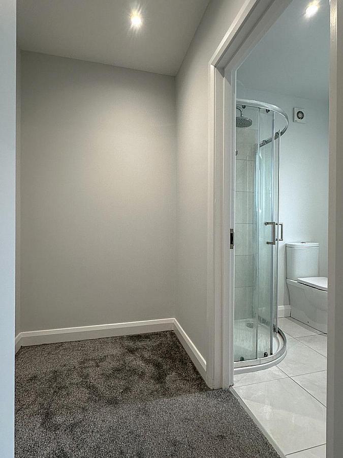 21 Lakeside Gardens, Off Bushmills Road