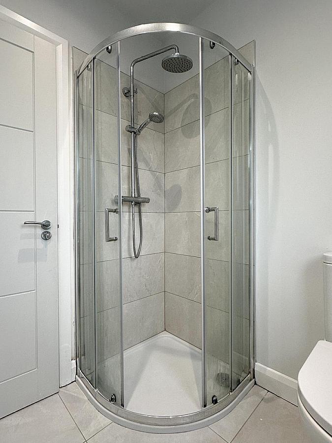 21 Lakeside Gardens, Off Bushmills Road