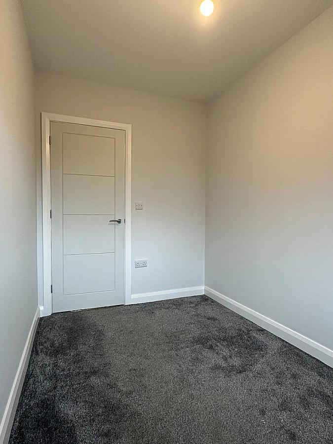 21 Lakeside Gardens, Off Bushmills Road