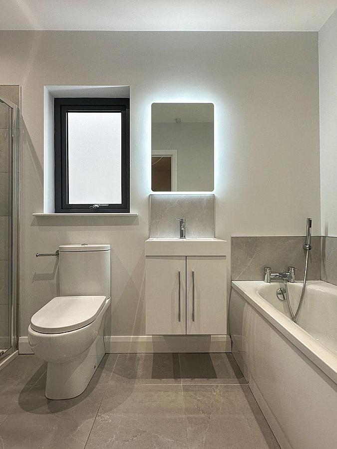 21 Lakeside Gardens, Off Bushmills Road