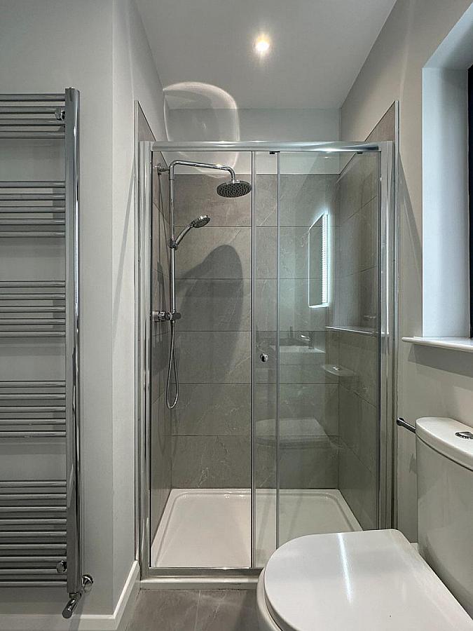 21 Lakeside Gardens, Off Bushmills Road