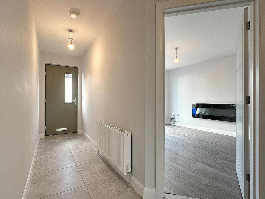 21 Lakeside Gardens, Off Bushmills Road