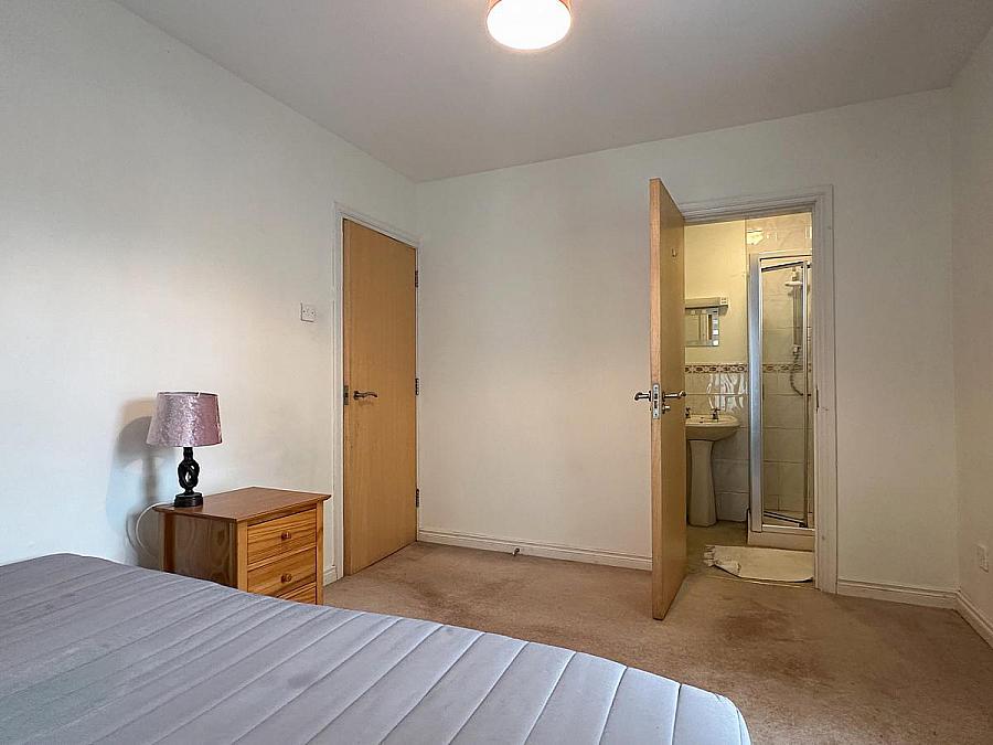 Apt 16 Foundry Court