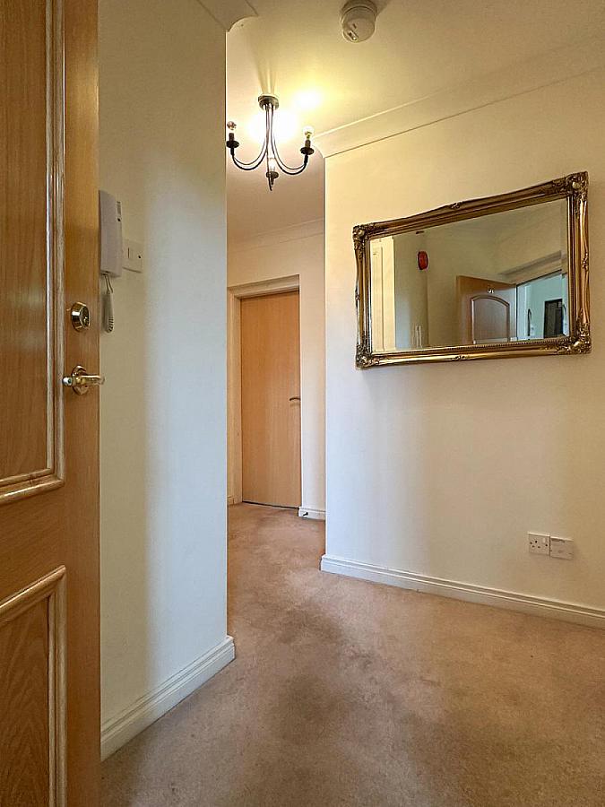 Apt 16 Foundry Court