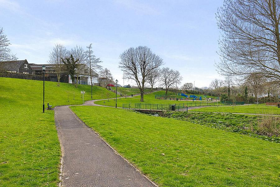 Apt 16 Foundry Court