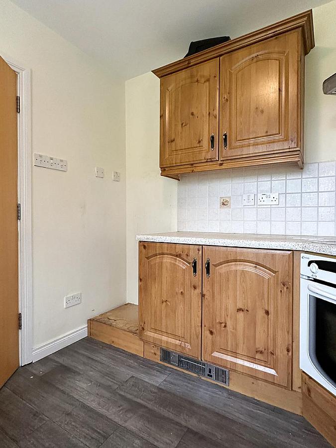 Apt 16 Foundry Court