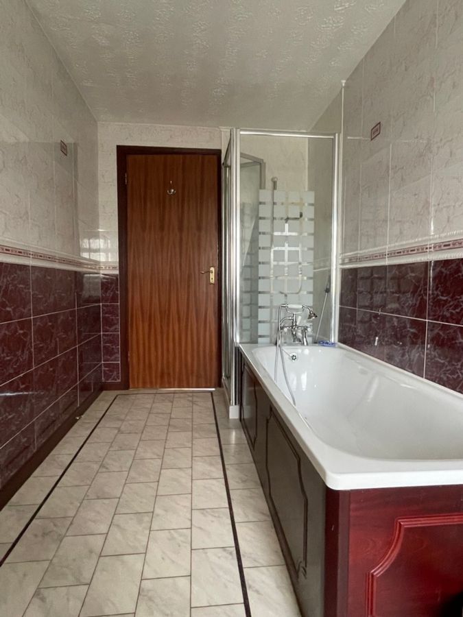 6 Sconce Road