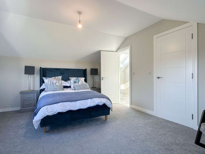 12 Boundary Lodge Lane