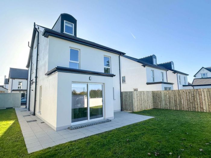 12 Boundary Lodge Lane