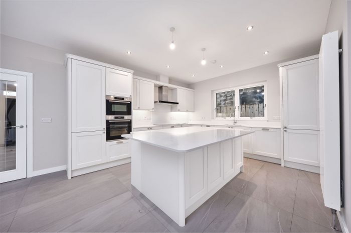 1 Boundary Lodge Lane
