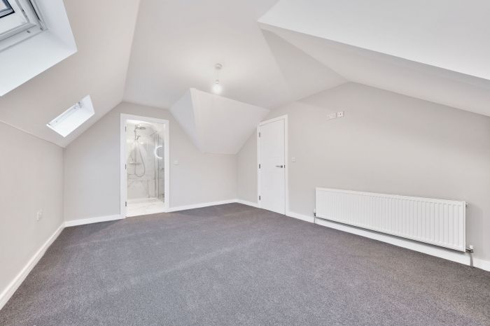 1 Boundary Lodge Lane