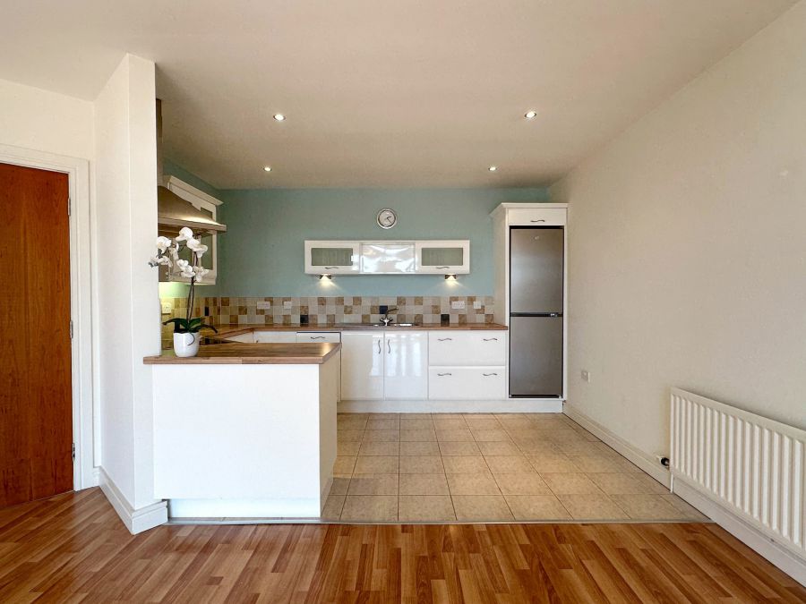 Apt 15 Ardbana Terrace