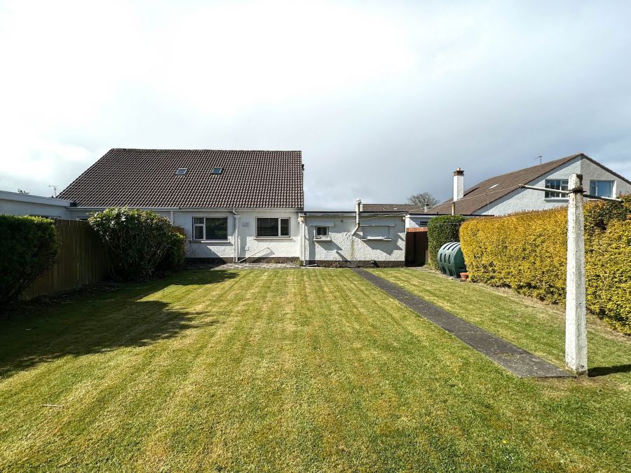 Anneth Lowen, 11 Agherton Drive