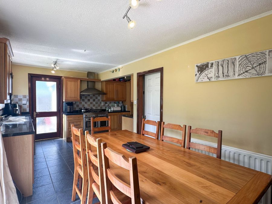 17 Kylebeg Avenue