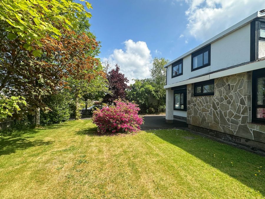 17 Kylebeg Avenue