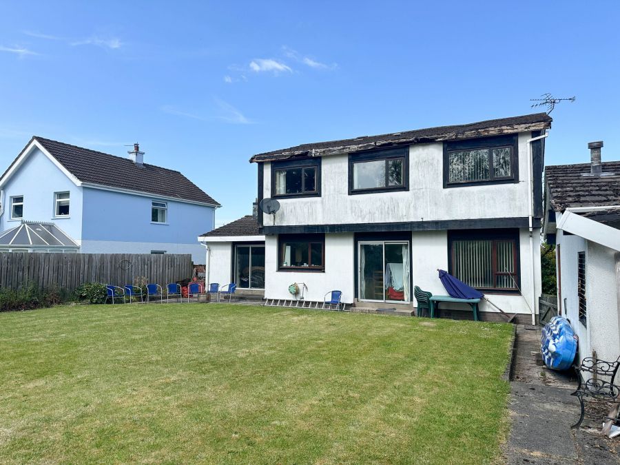 17 Kylebeg Avenue