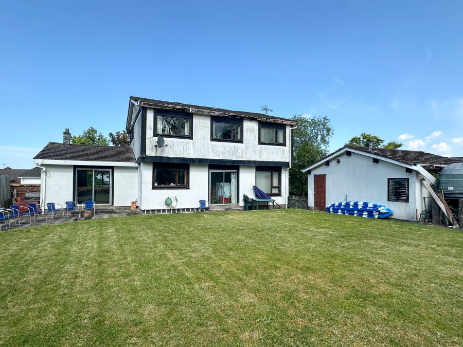 17 Kylebeg Avenue