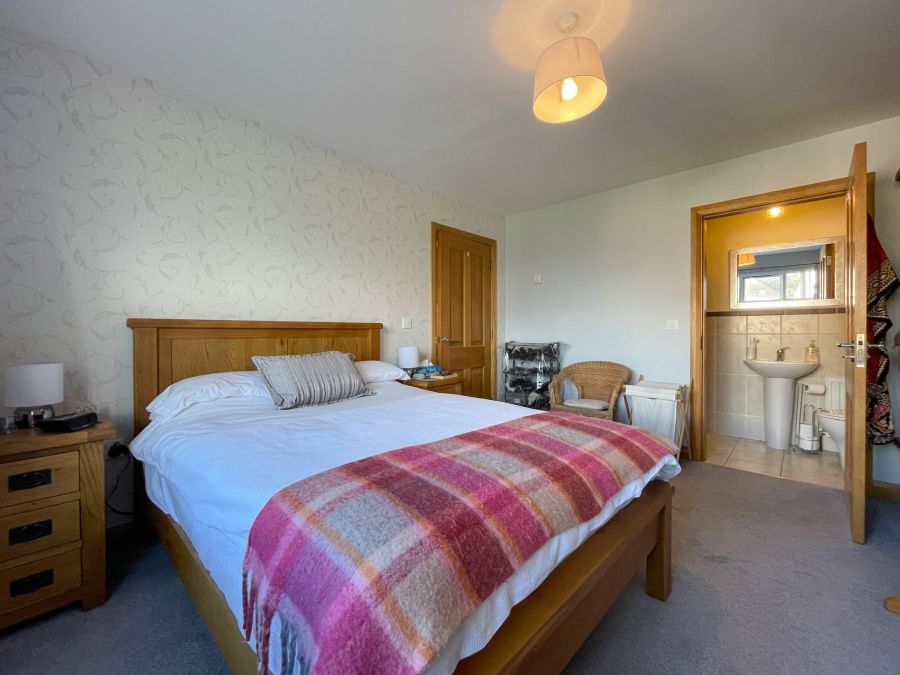 37 Cappaghmore Manor