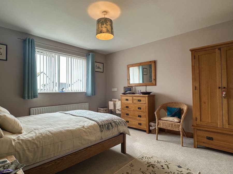 37 Cappaghmore Manor