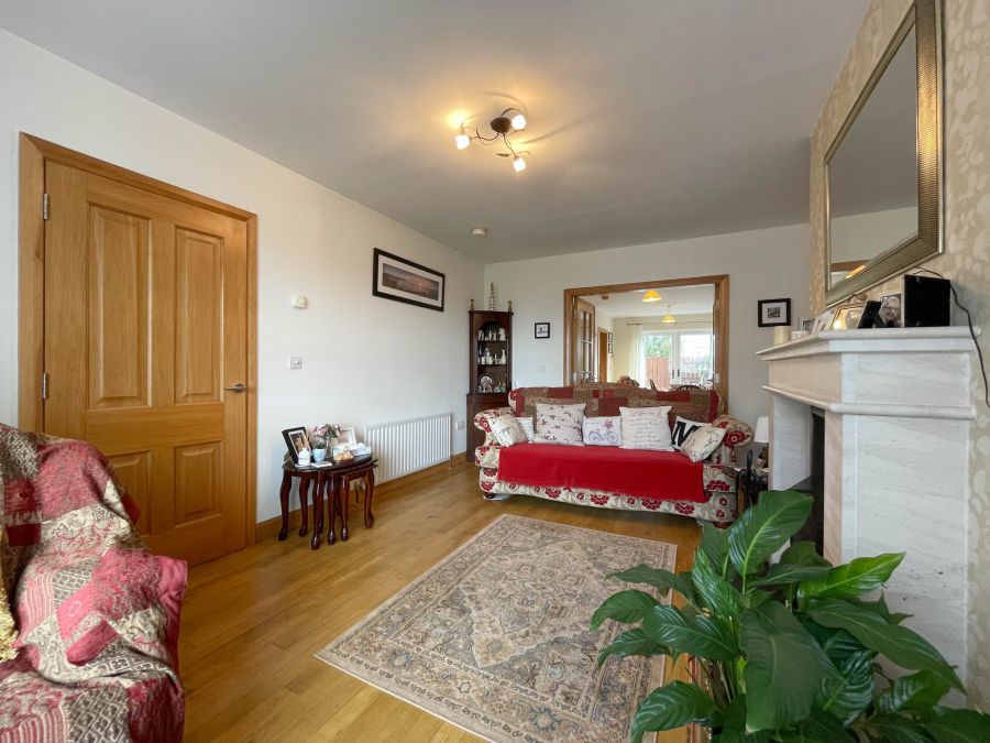 37 Cappaghmore Manor
