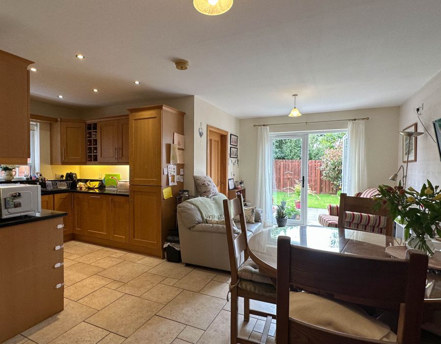 37 Cappaghmore Manor