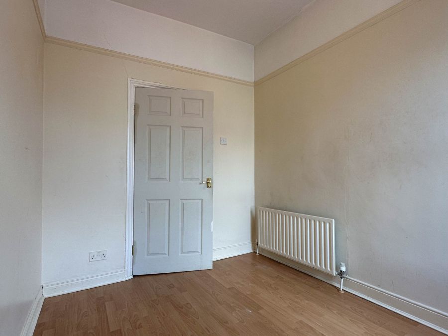 24 Upper Captain Street