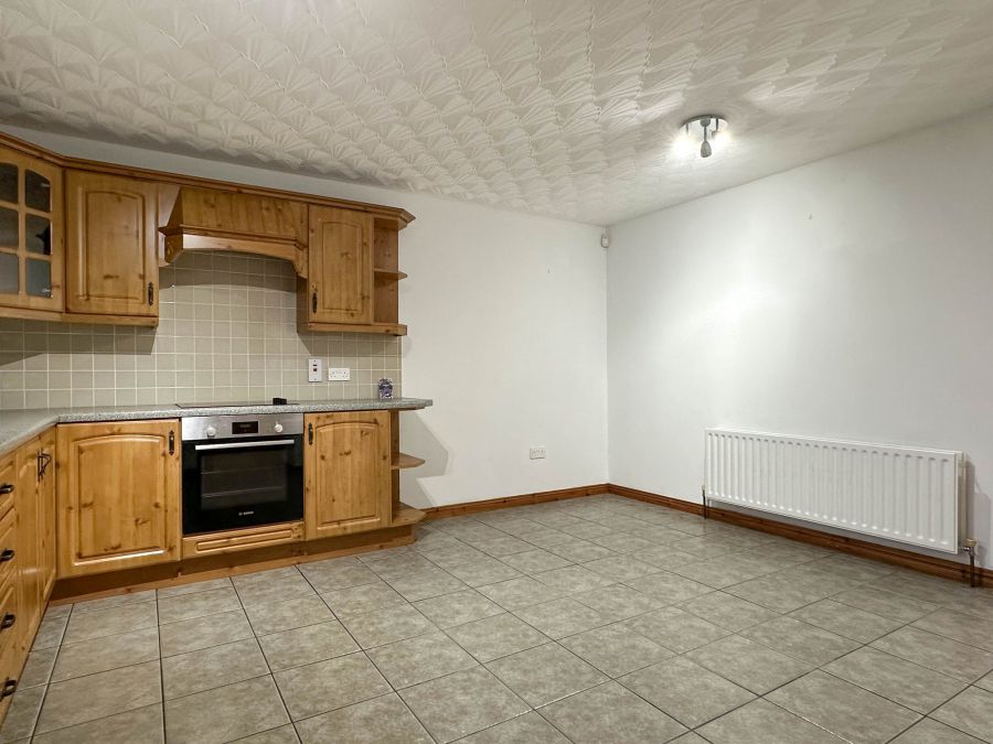 11 Knockbracken Court