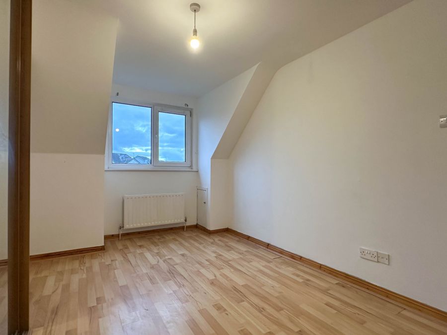 11 Knockbracken Court