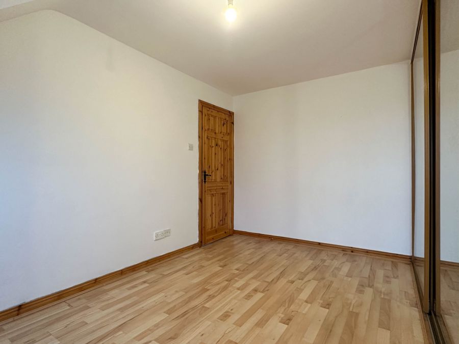 11 Knockbracken Court