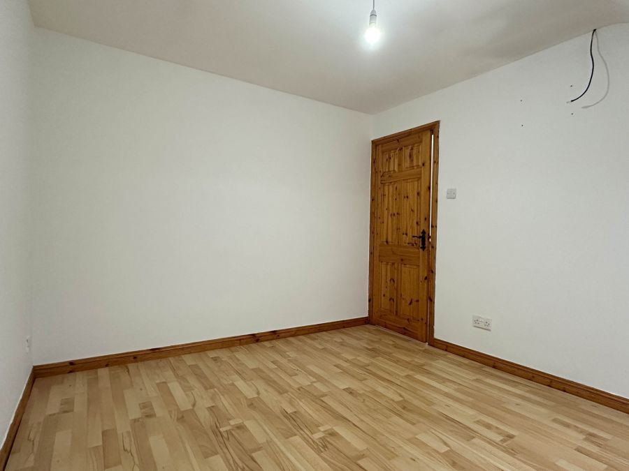 11 Knockbracken Court