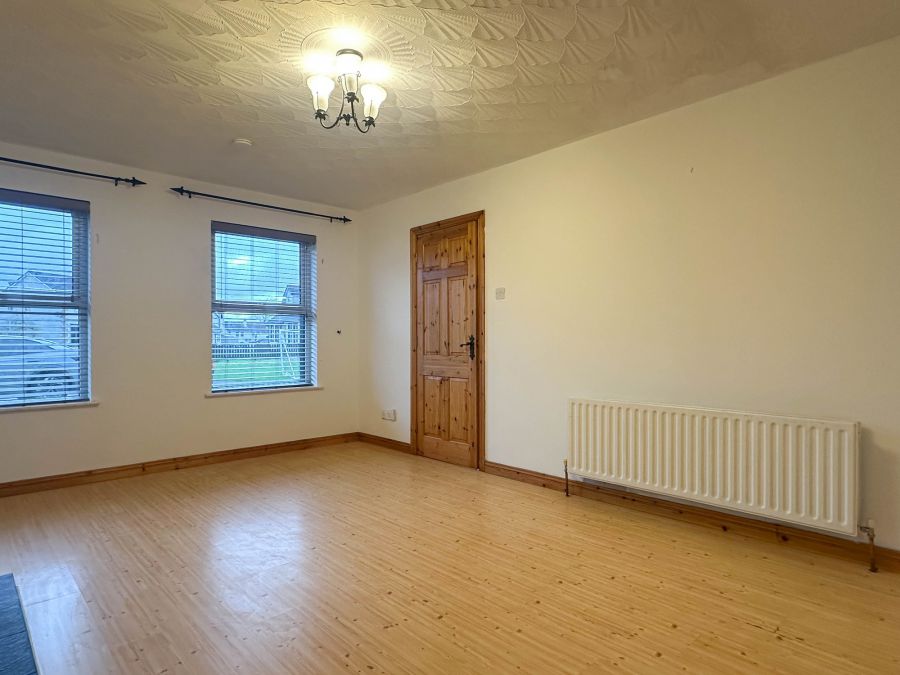 11 Knockbracken Court