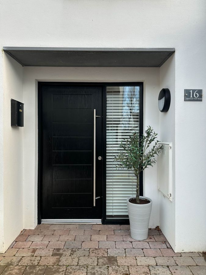 16 Cranagh View Road