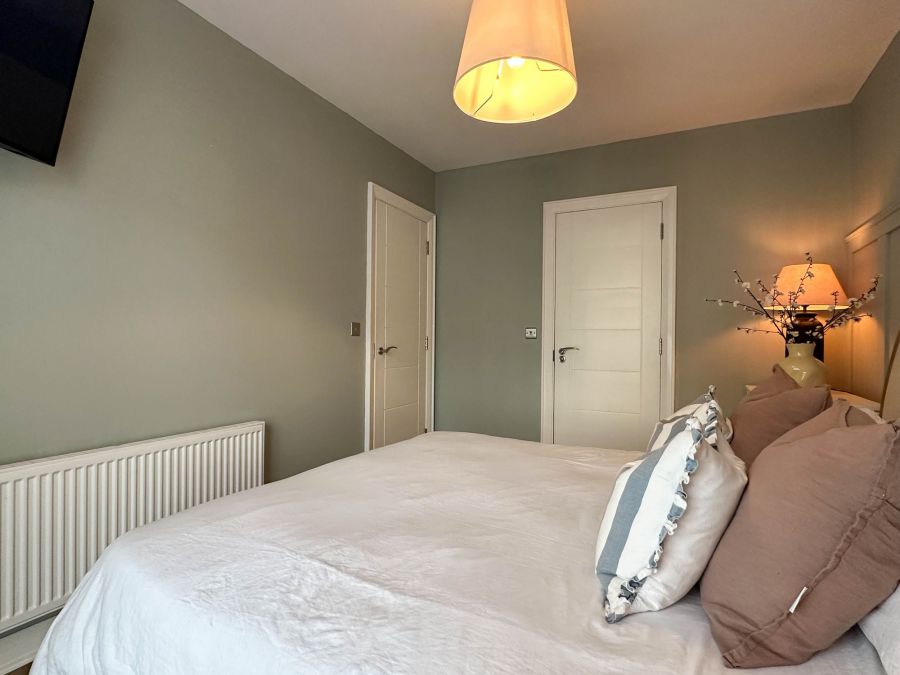 16 Cranagh View Road