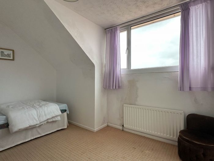 84 Ballyreagh Road