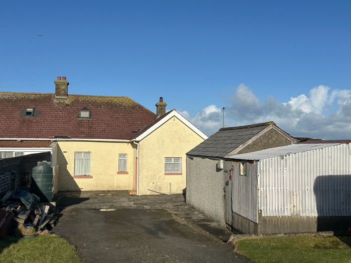 84 Ballyreagh Road