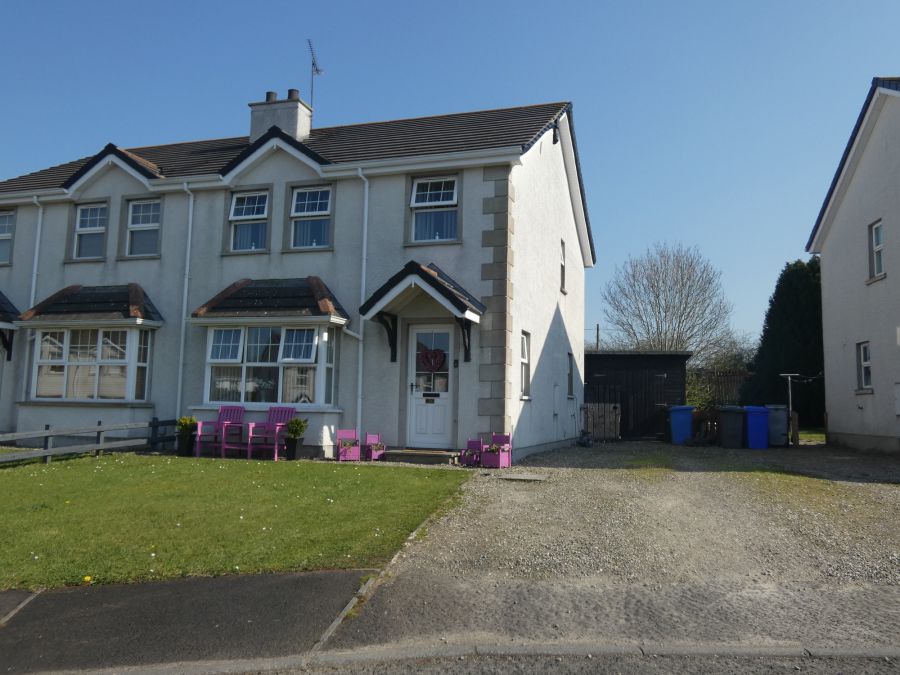 26 Berryfields Park
