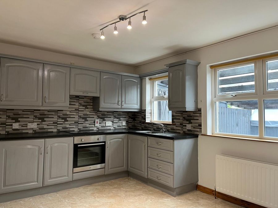 26 Berryfields Park