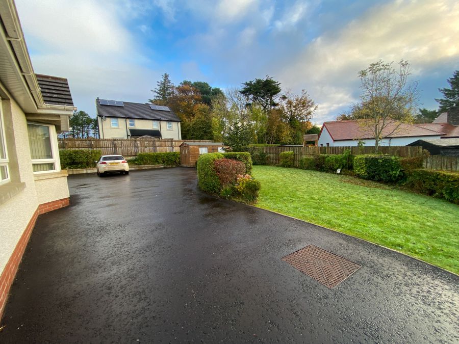 16 Rathlin Avenue