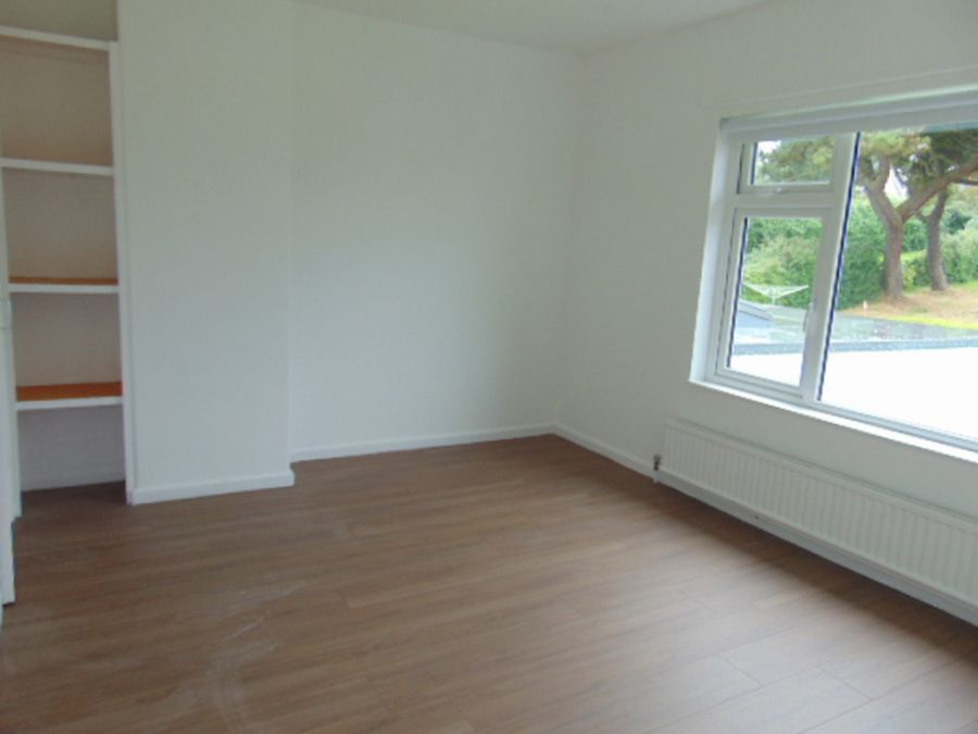 48 Burnside Road