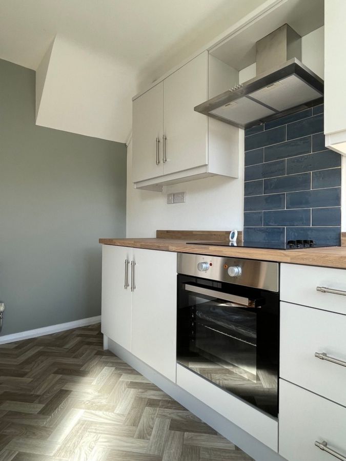 18 Hazelbank Road