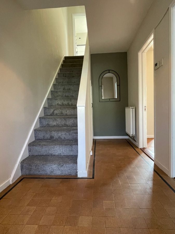 18 Hazelbank Road