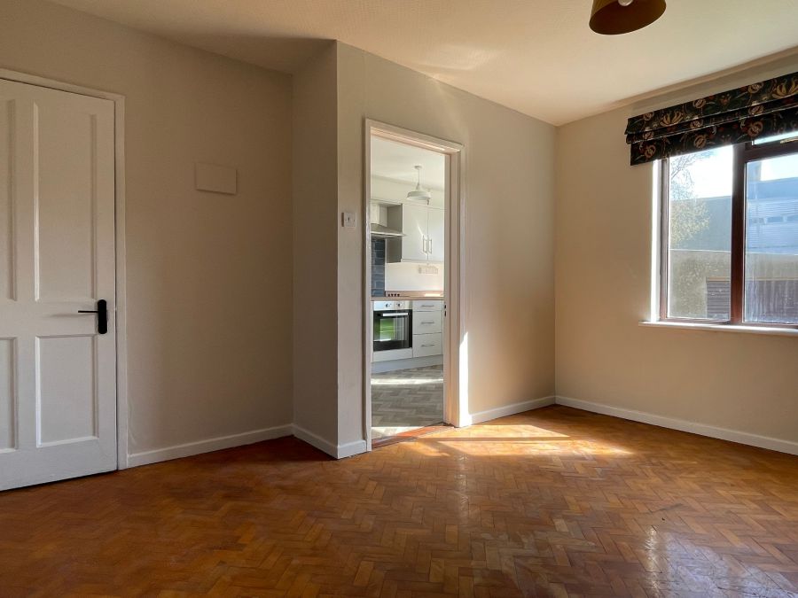 18 Hazelbank Road