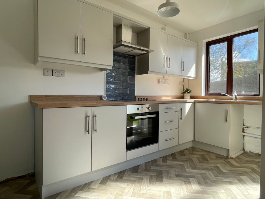 18 Hazelbank Road