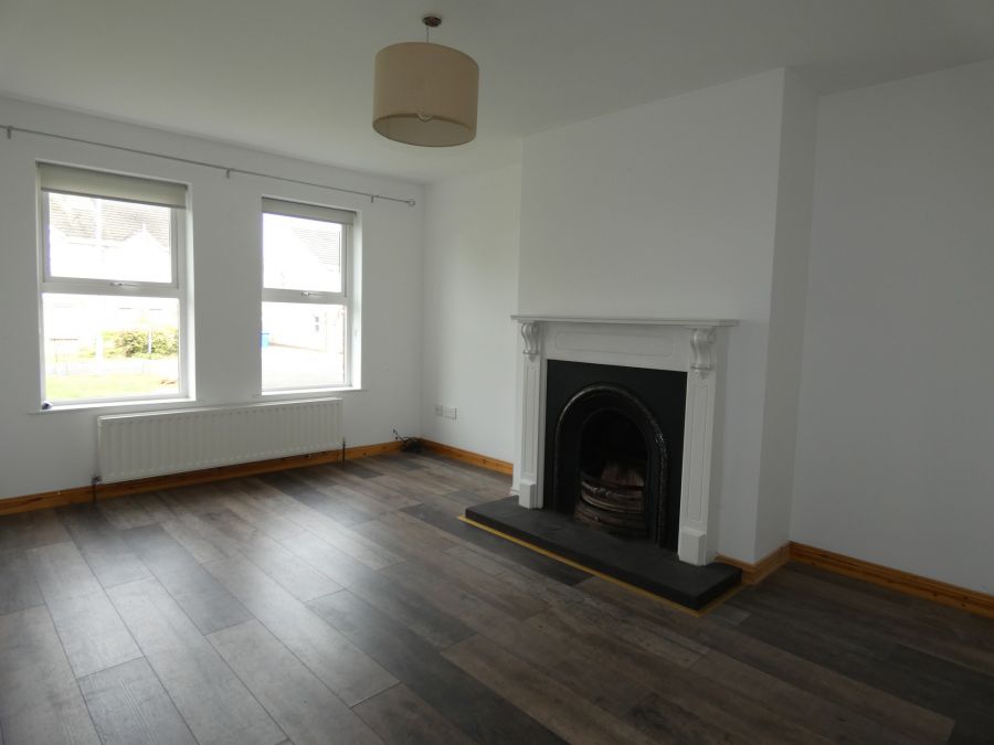 37 Knockbrcken Court