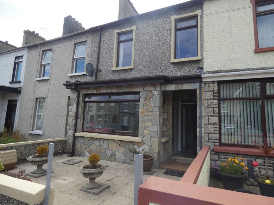 32 Upper Captain Street