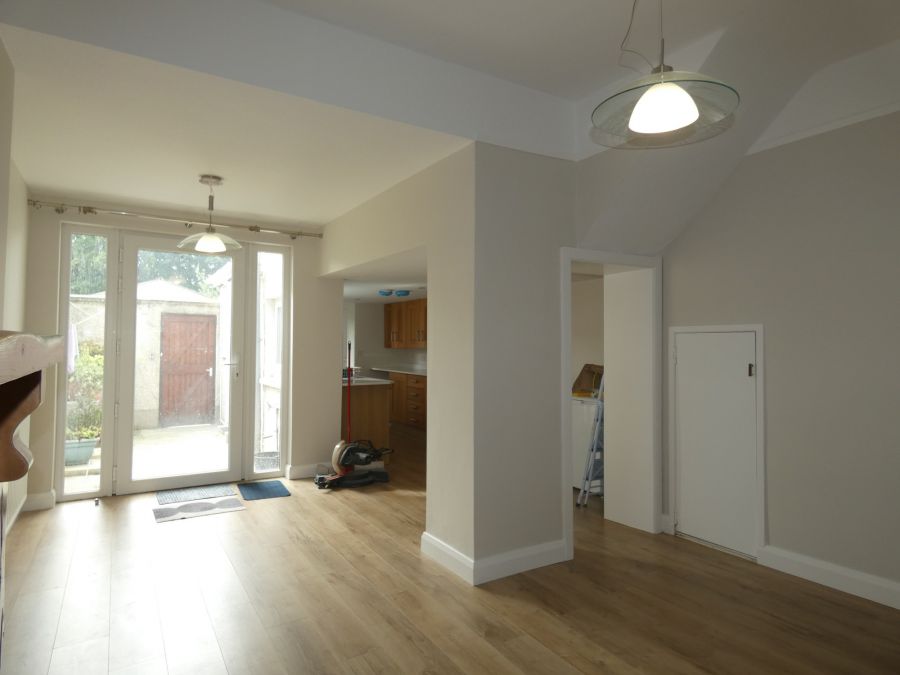32 Upper Captain Street