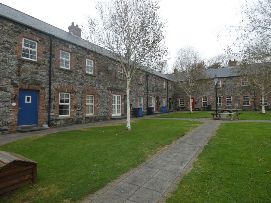 5 Cromore Village